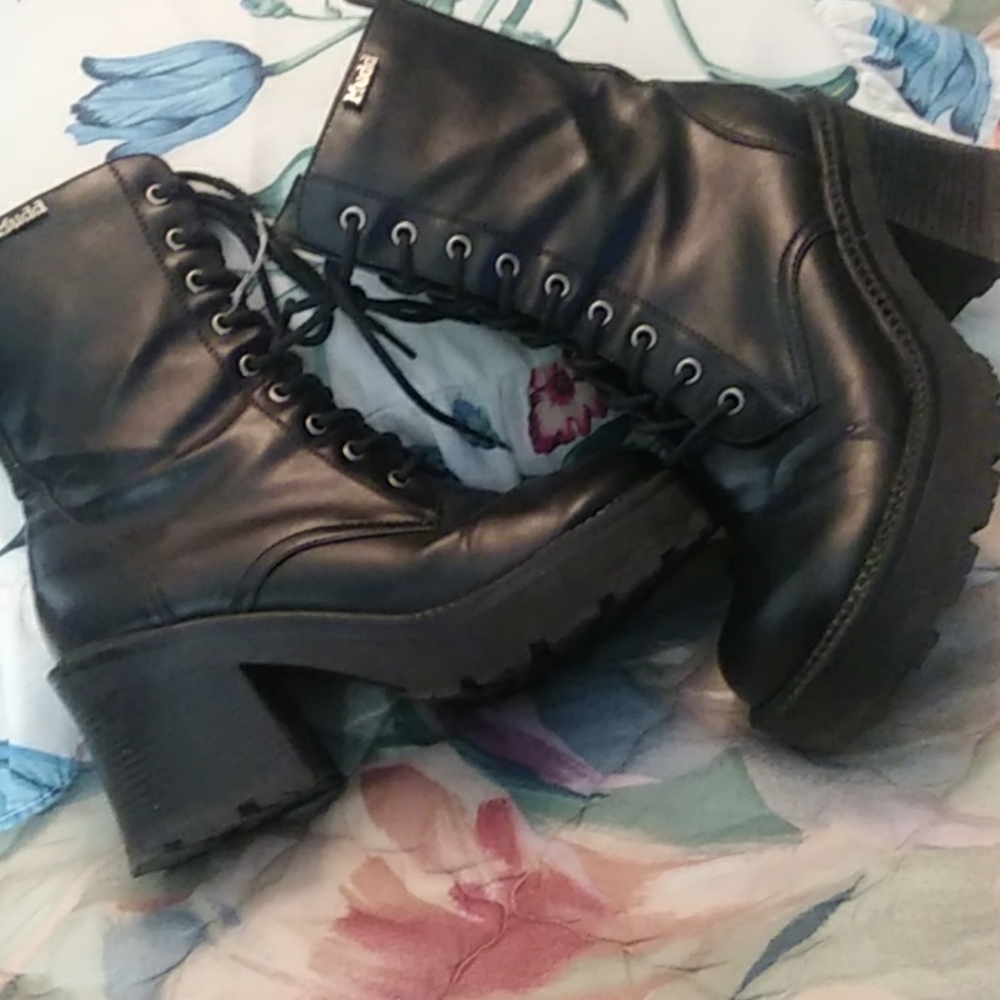 Leather boots